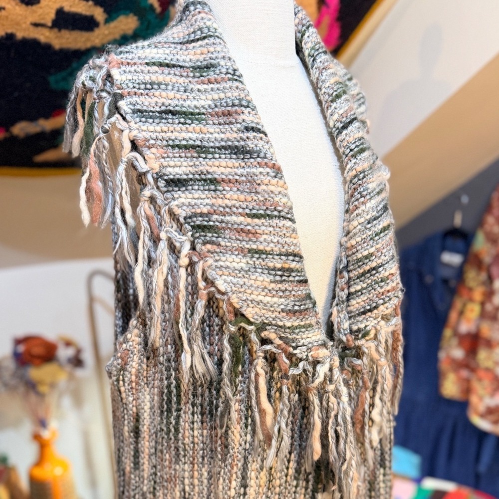 Chicos GORGEOUS Chunky Knit Fringe Longline Vest Wool Blend Boho - Size 3 - Picture 3 of 9